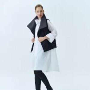 Igor Atomsis Vest - Size M (NWT)